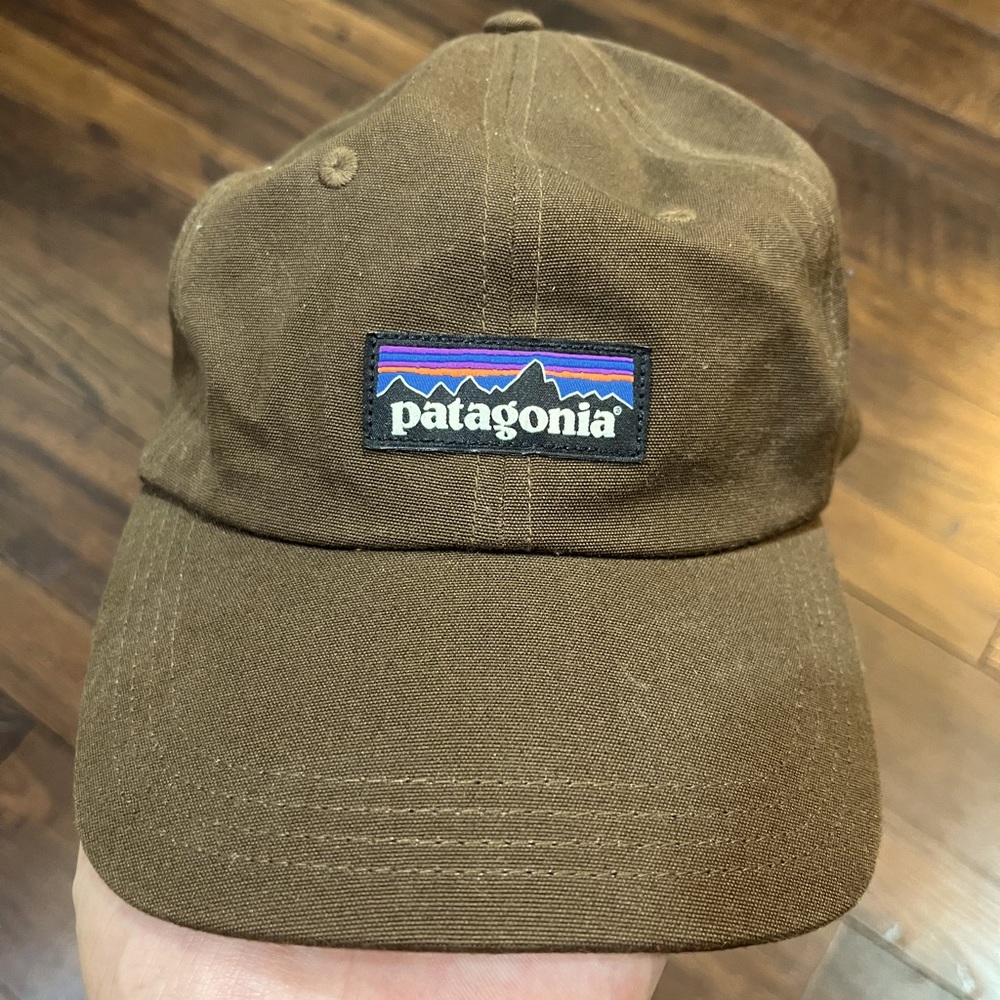 Patagonia P-6 label trad cap brown